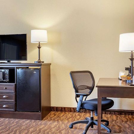 Comfort Inn At Thousand Hills Μπράνσον Εξωτερικό φωτογραφία