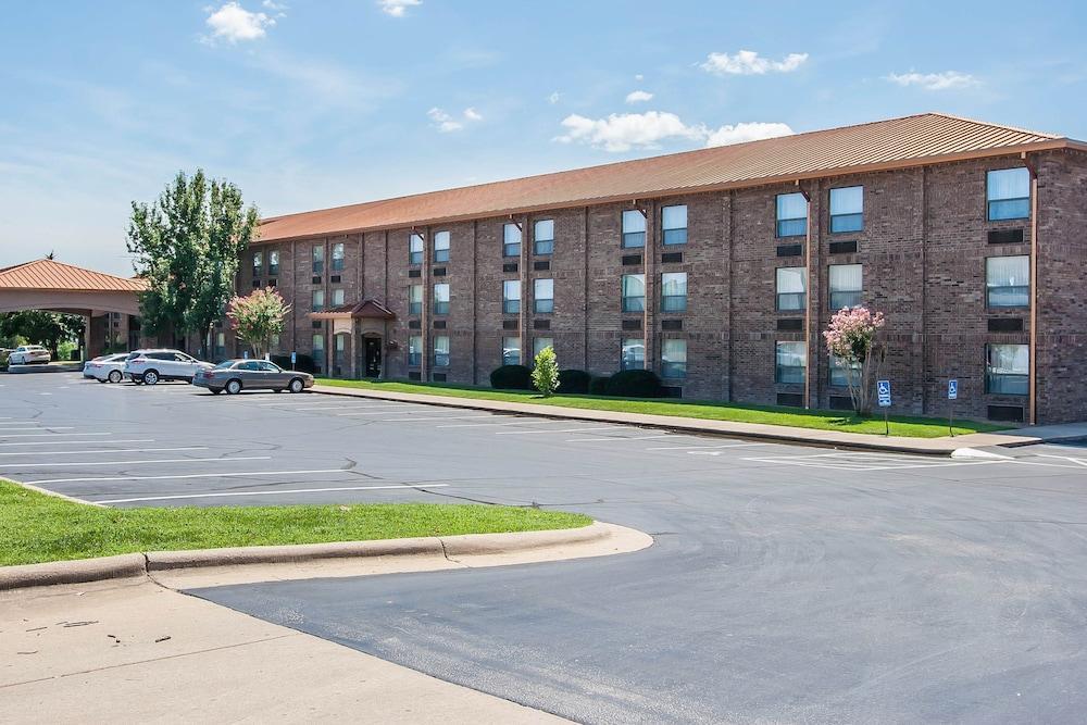 Comfort Inn At Thousand Hills Μπράνσον Εξωτερικό φωτογραφία