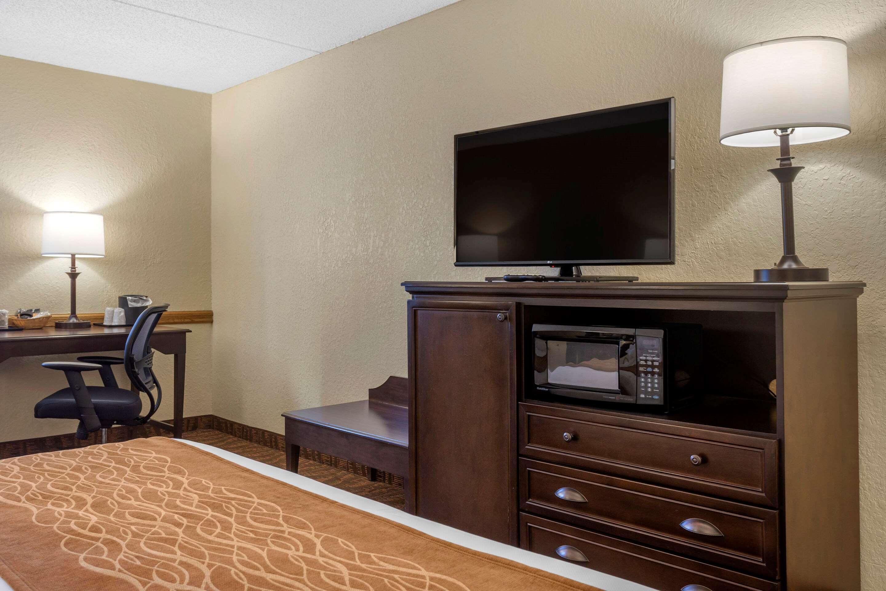 Comfort Inn At Thousand Hills Μπράνσον Εξωτερικό φωτογραφία